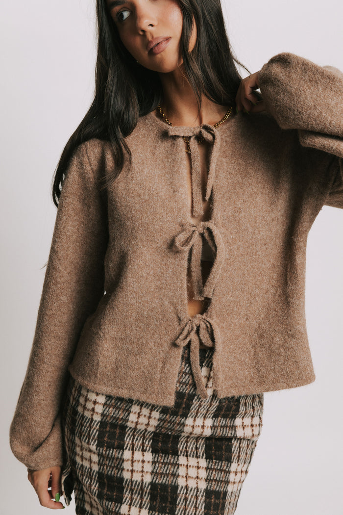 knit open tie cardigan with balloon sleeves front