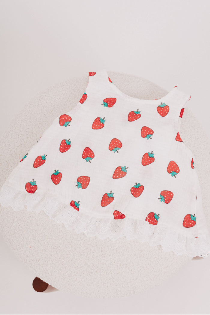 strawberry print baby set top