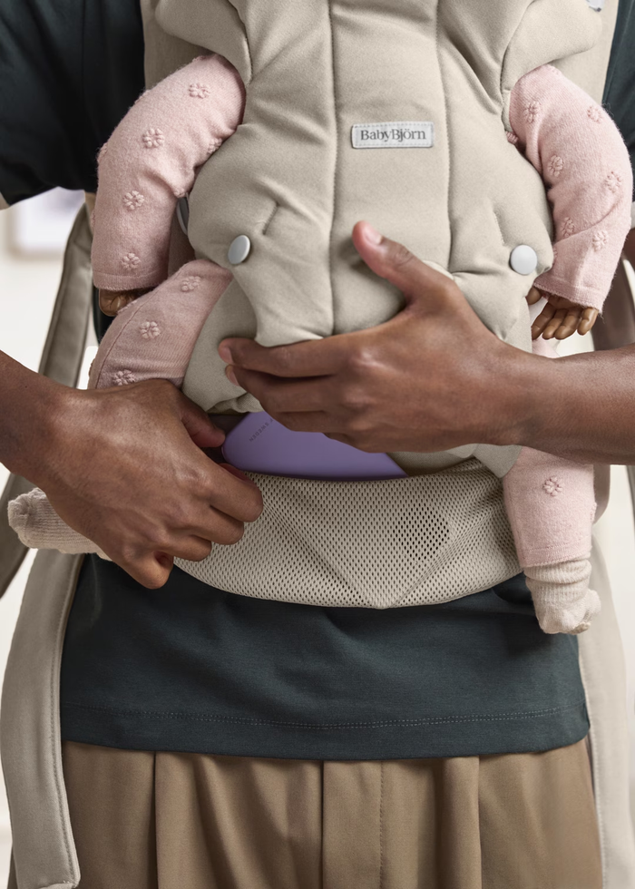 Babybjorn Hold Carrier Brushed Woven Sand Grey