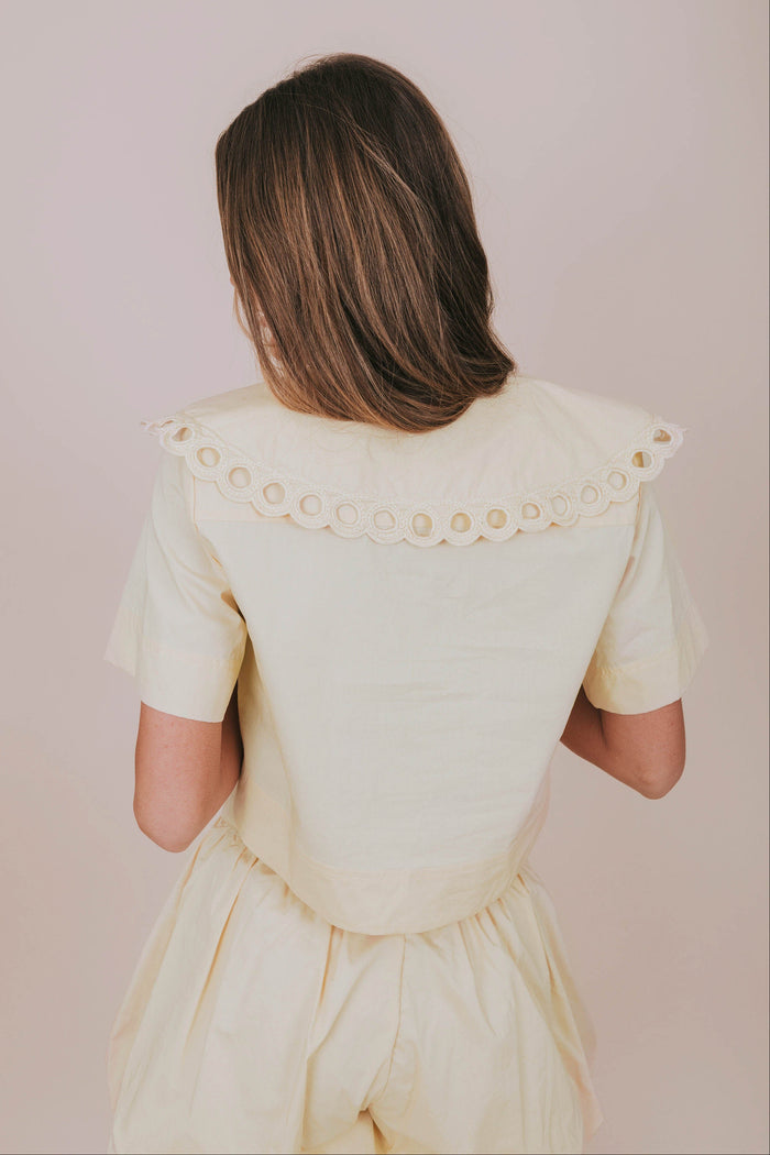 yellow peter pan collar blouse back
