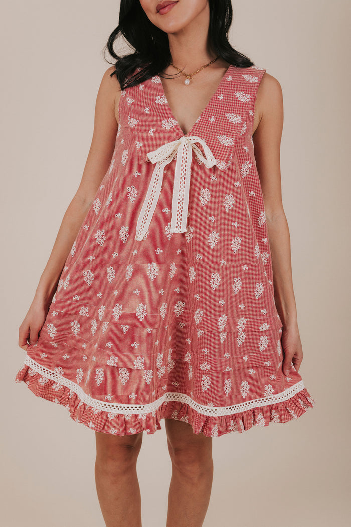 red gingham sailor collar embroidered dress front detail