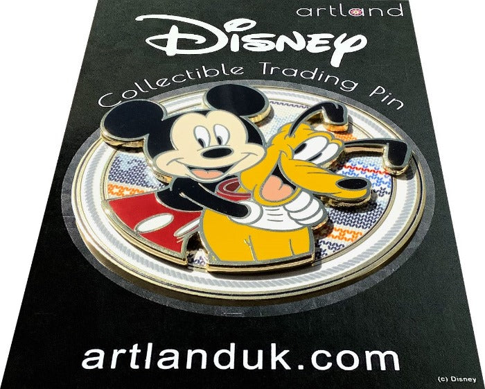 Cosy Mickey and Pluto