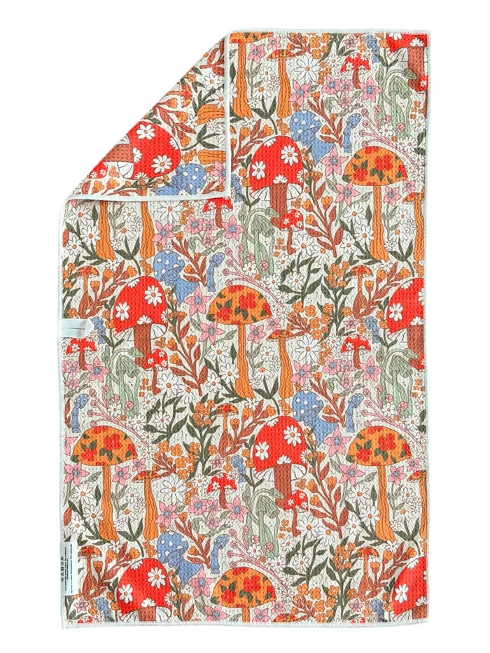 CRAE.HOME - Mushroom Meadows: Double-Sided Hand Towel