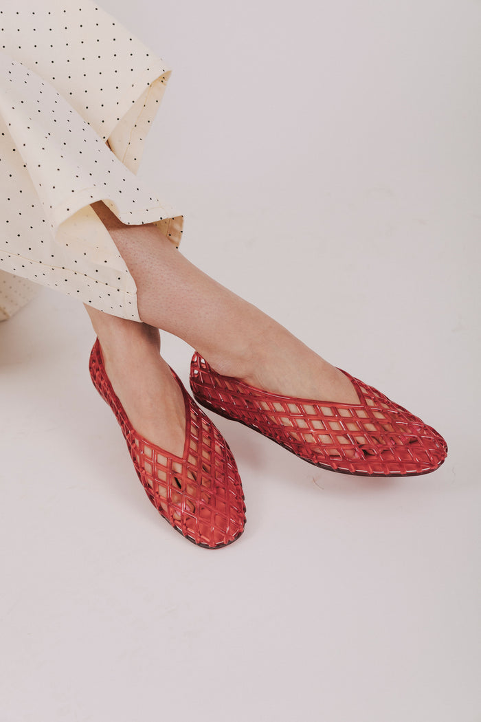 Pink rose colored jelly flats from Dolce Vita - Jam flats coral jelly