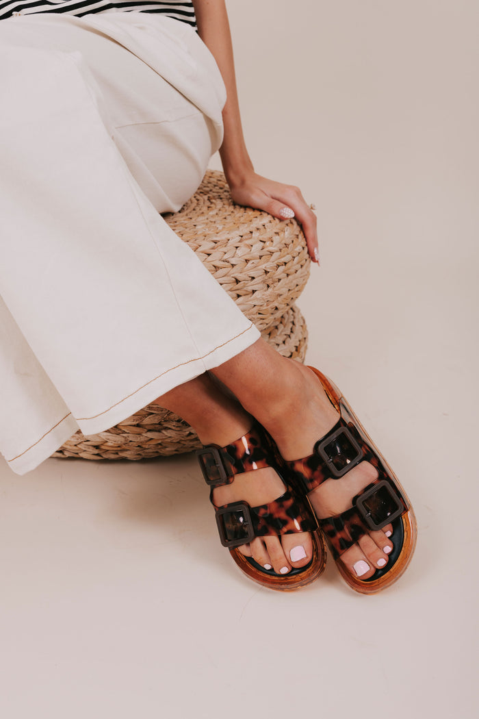 tortoise jelly sandals lifestyle