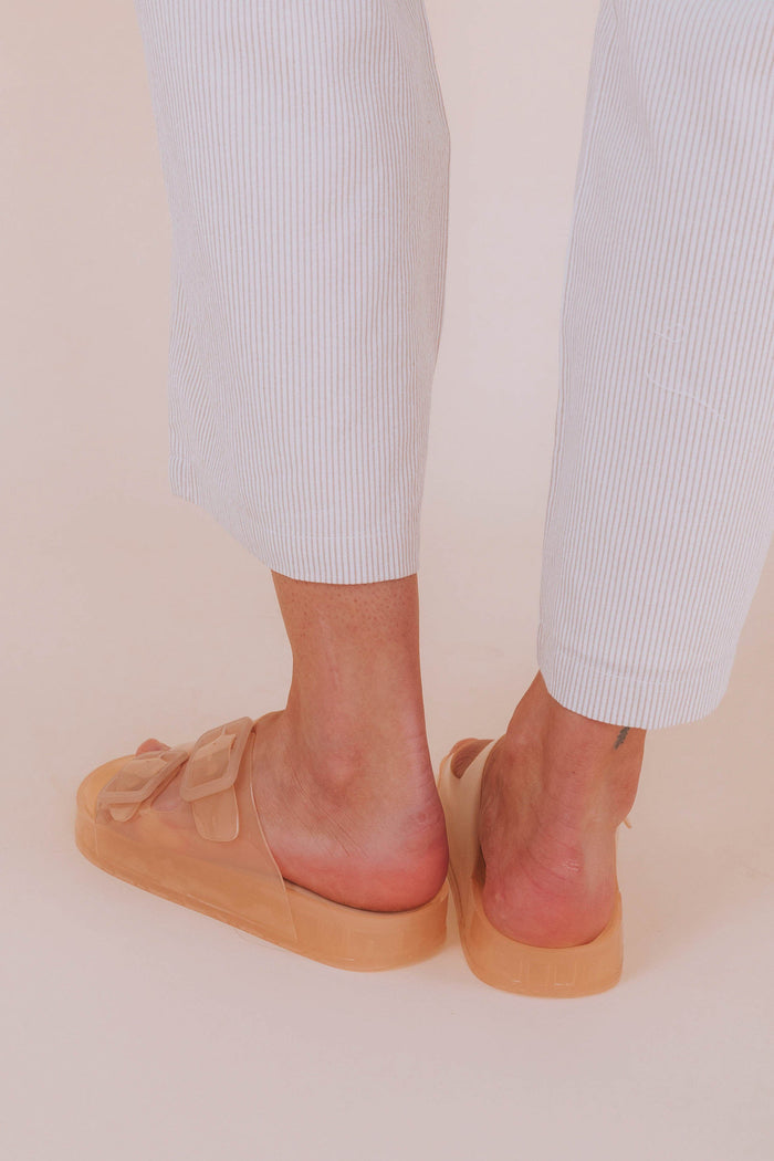 Dolce Vita Julio sandals in praline with buckles slide on