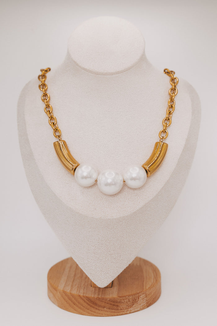 thick gold chain necklace with pearls