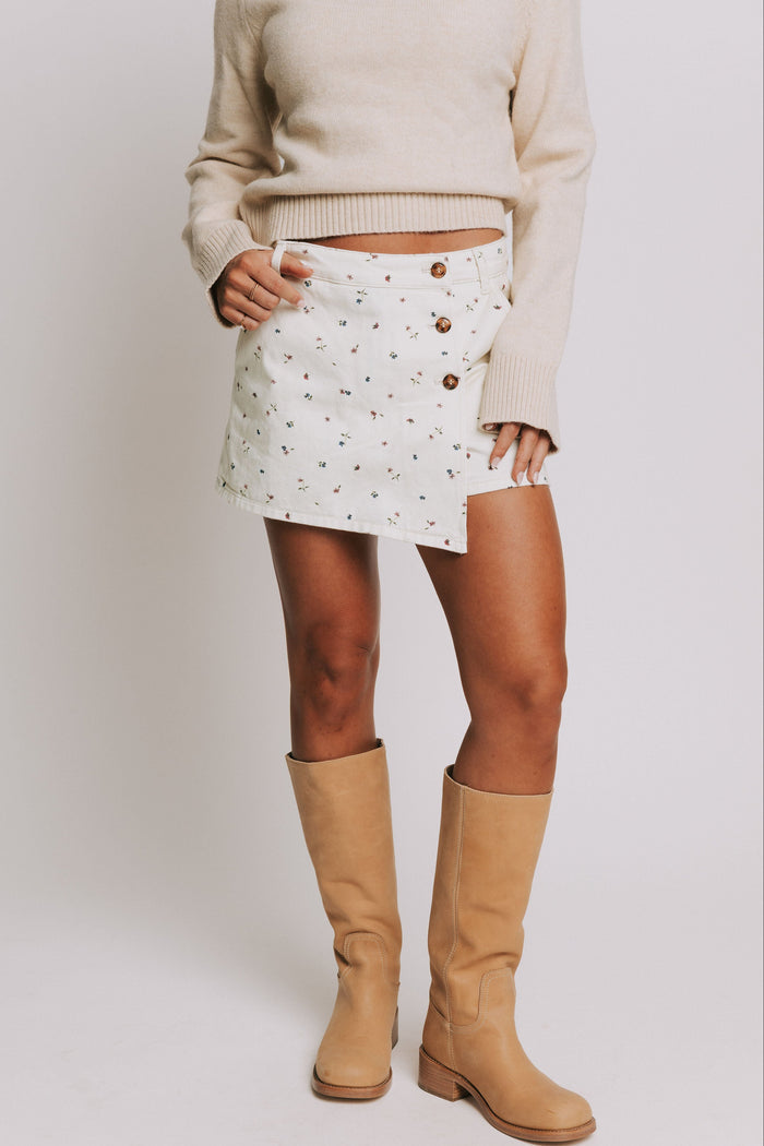 white denim floral print skort