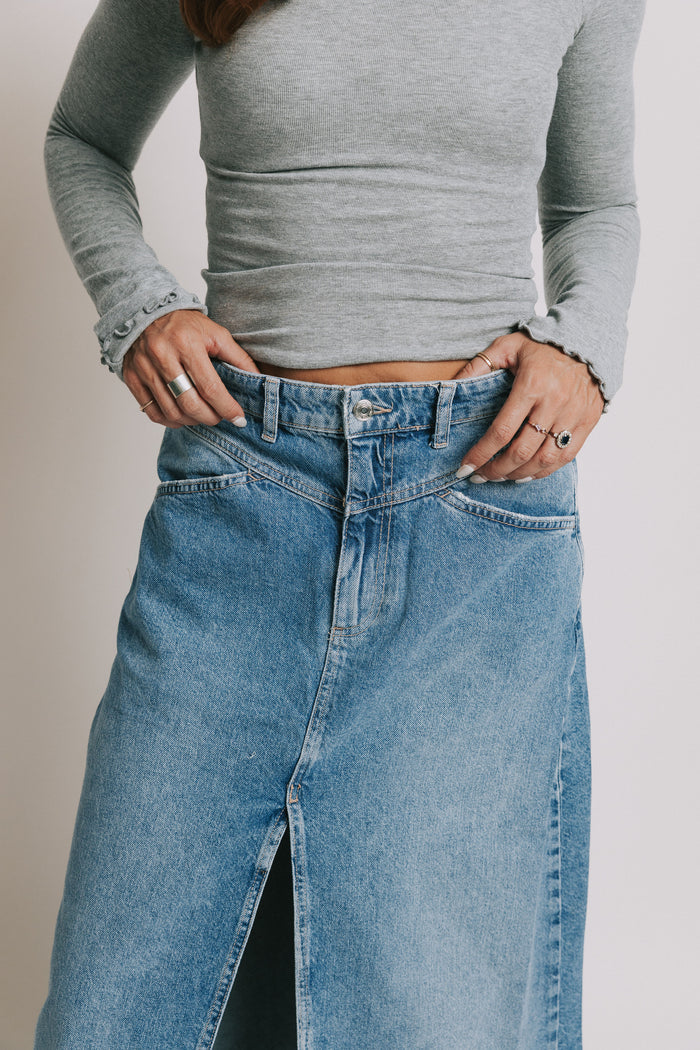 FREE PEOPLE - Come As You Are Denim Maxi Skirt
