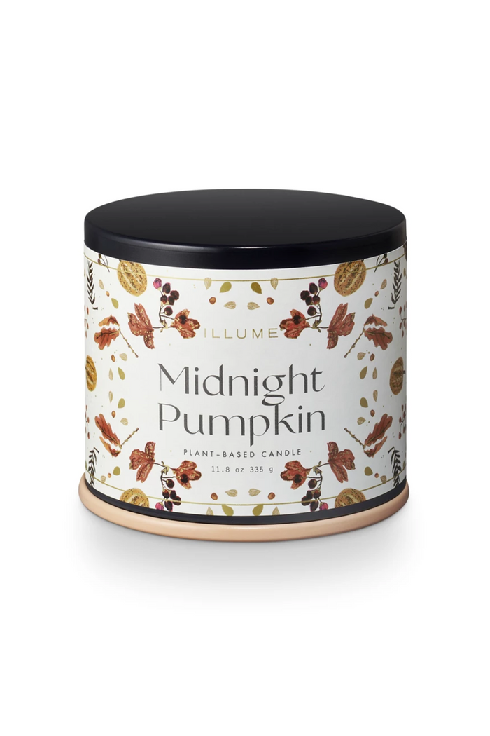 Plant based candle by illume with Midnight Pumpkin scent.