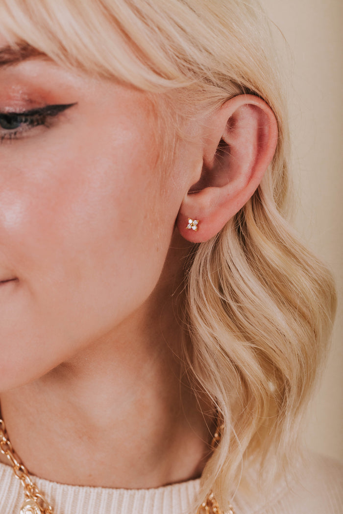 gold clover flower earring stud