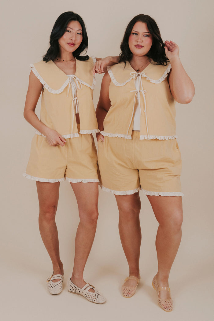 pale yellow ruffle shorts full double