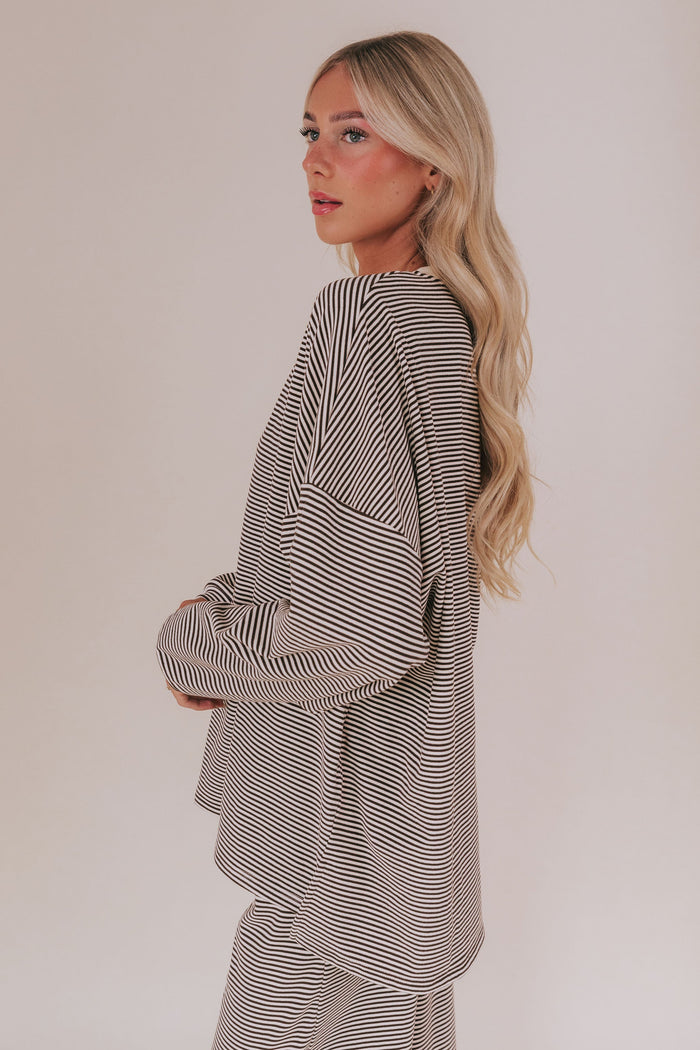 brown and cream oversized long sleeve shirt side