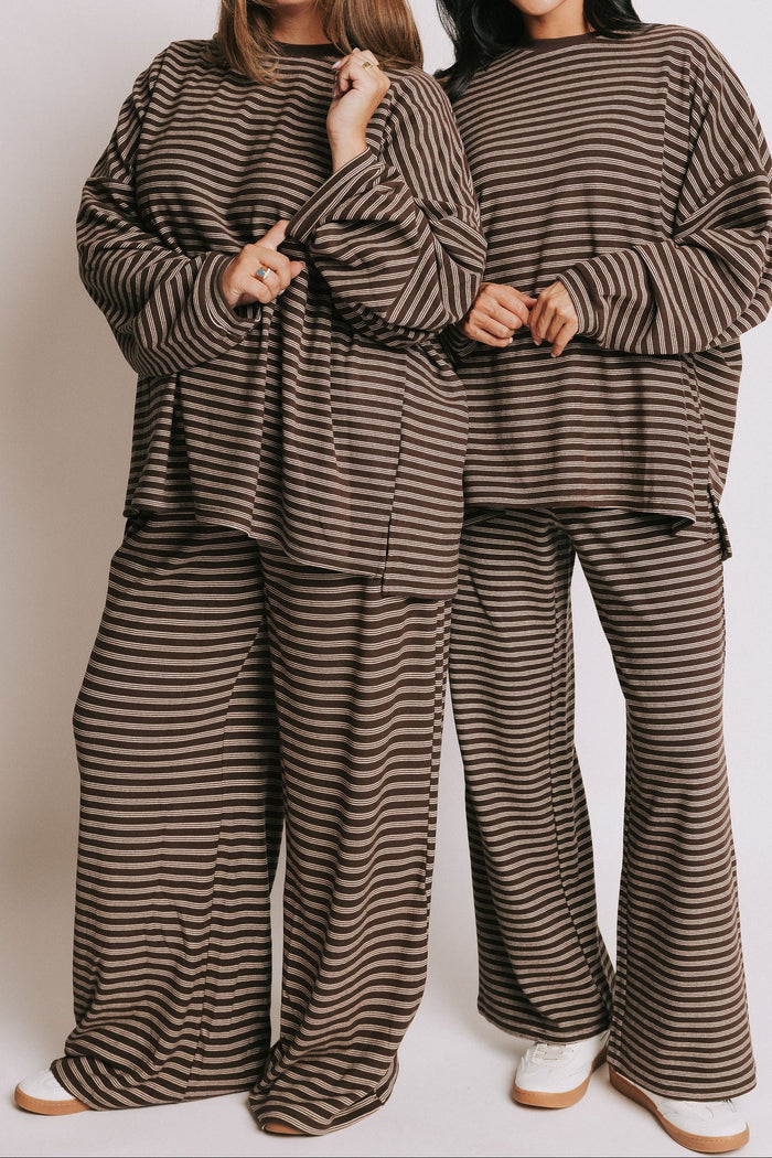 brown striped elastic waist lounge pants models