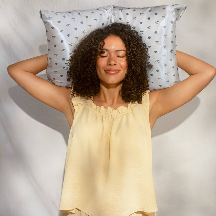 KITSCH - Standard Satin Pillowcase - Pearlized Cream & Coastal Blue Print