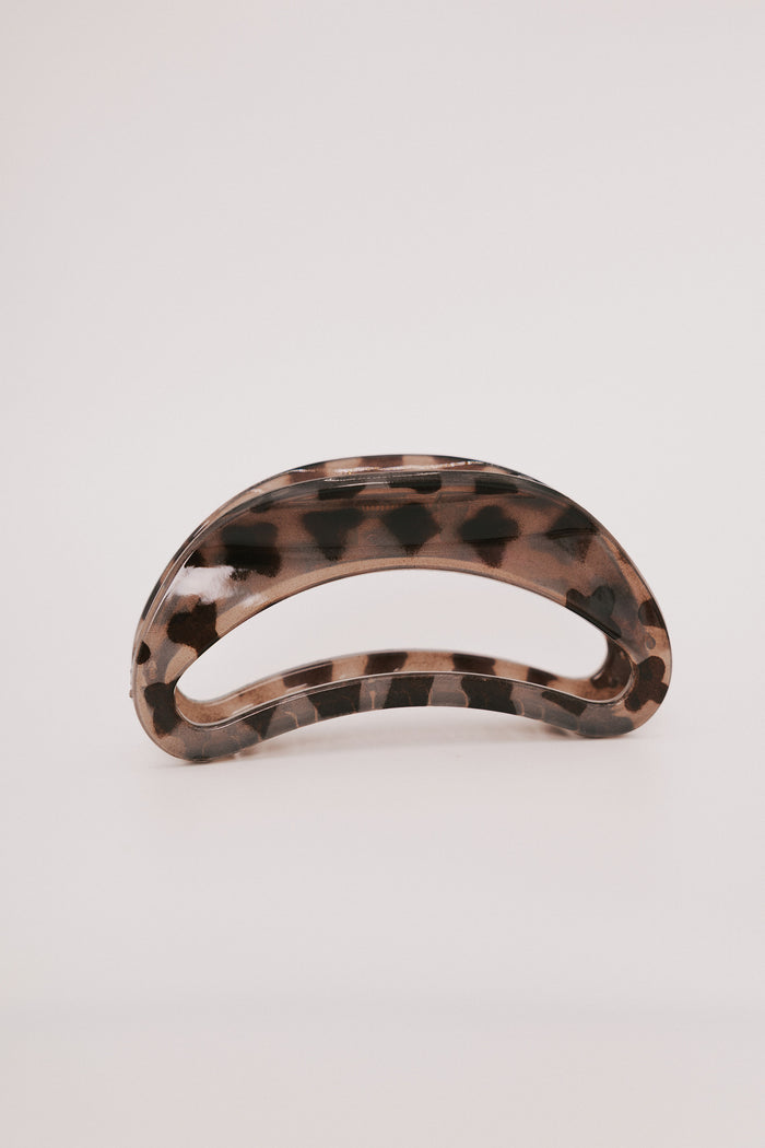 tortoiseshell claw clip with open center
