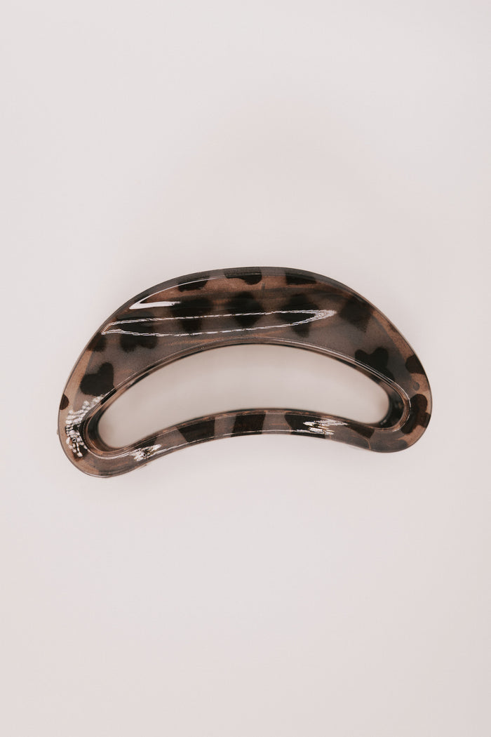 tortoiseshell claw clip with open center