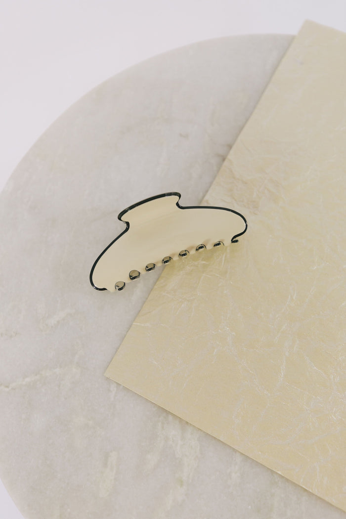 Life In Contrast Claw Clip - 2 Sizes! Large