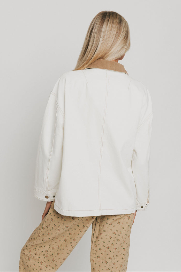 white oversized jacket with brown collar back