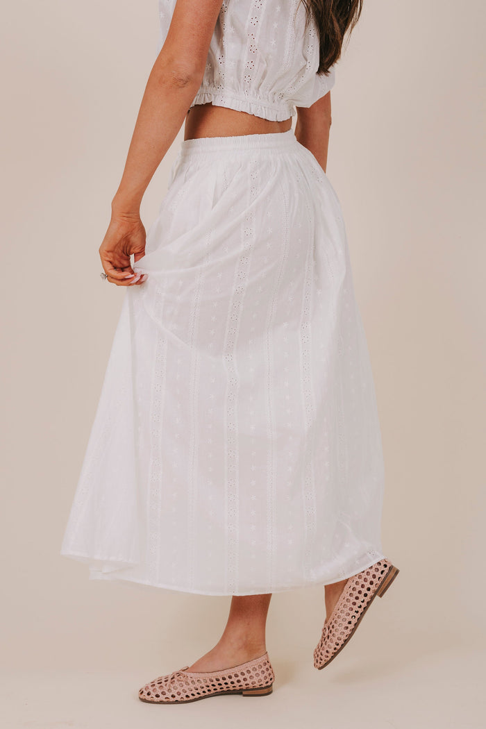 white eyelet puff sleeve bow button skirt back