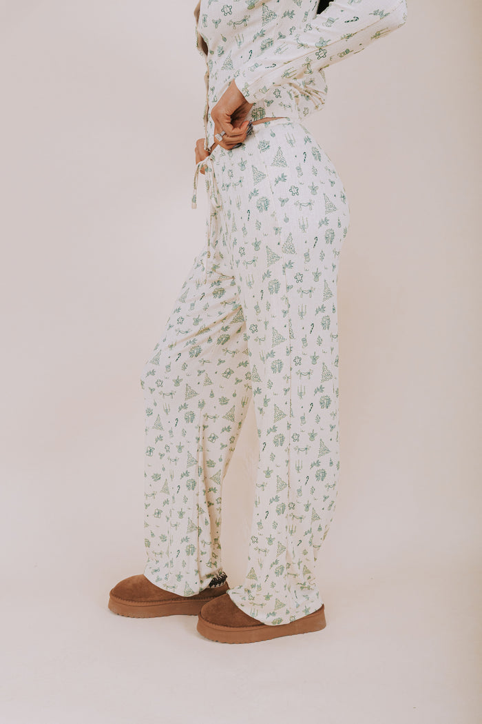 Merry Mistletoe Pants
