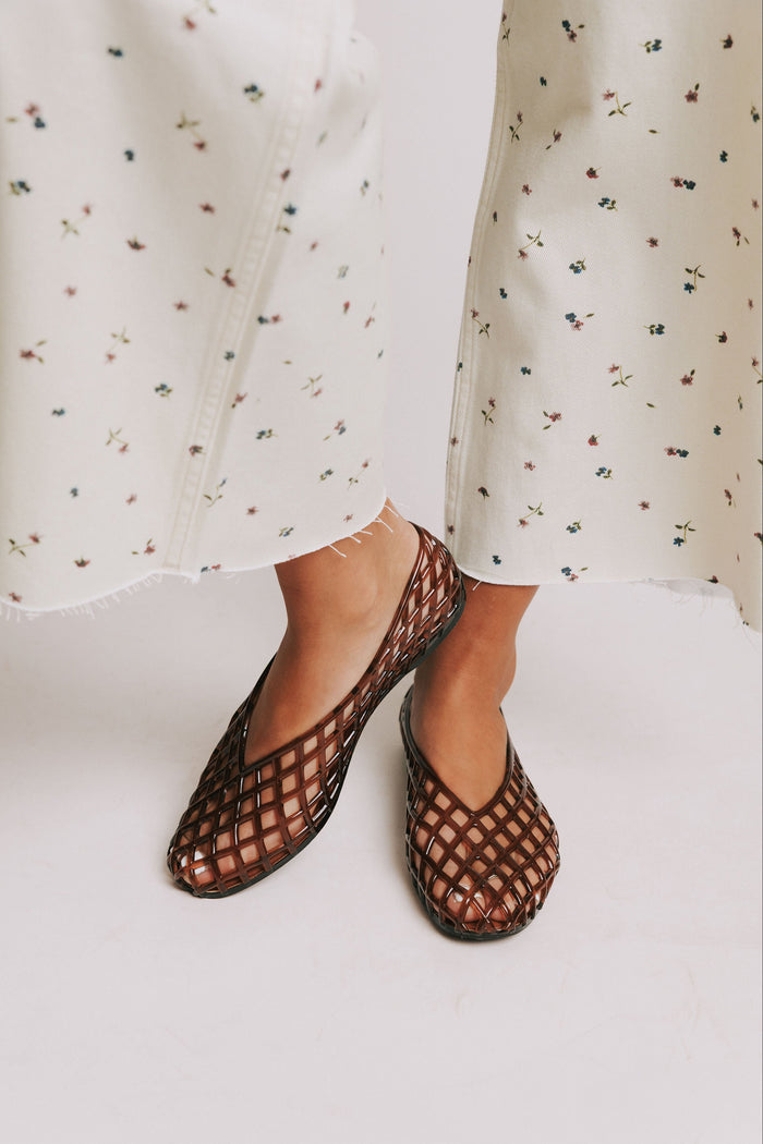 mia brown jelly flats
