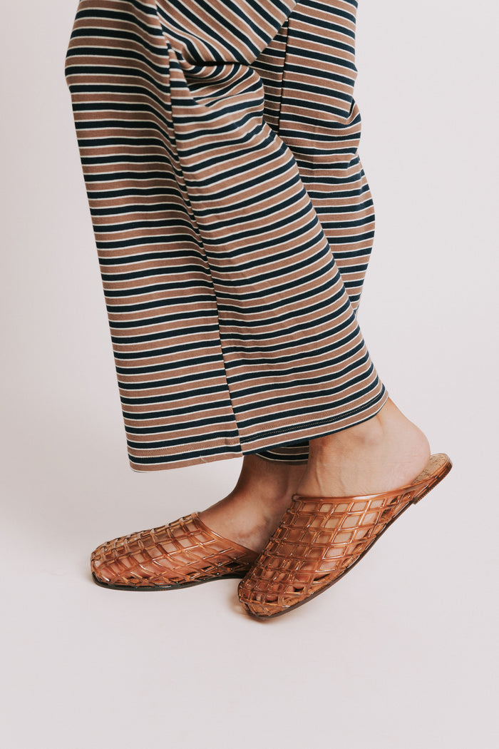 mia darby jelly sandals