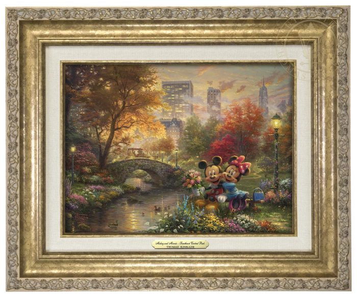 Mickey and Minnie – Sweetheart Central Park