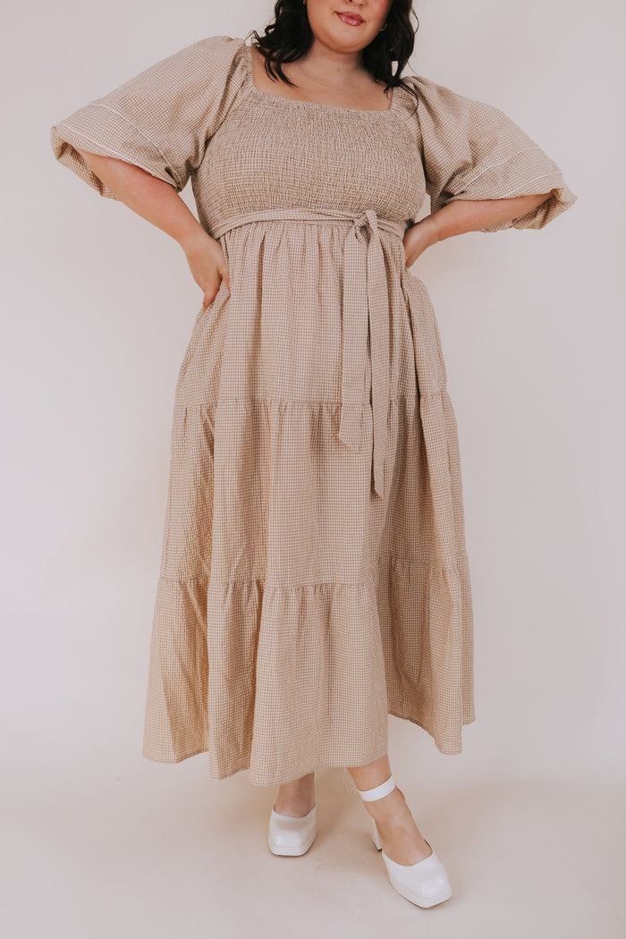 PLUS SIZE - Come See Me Dress