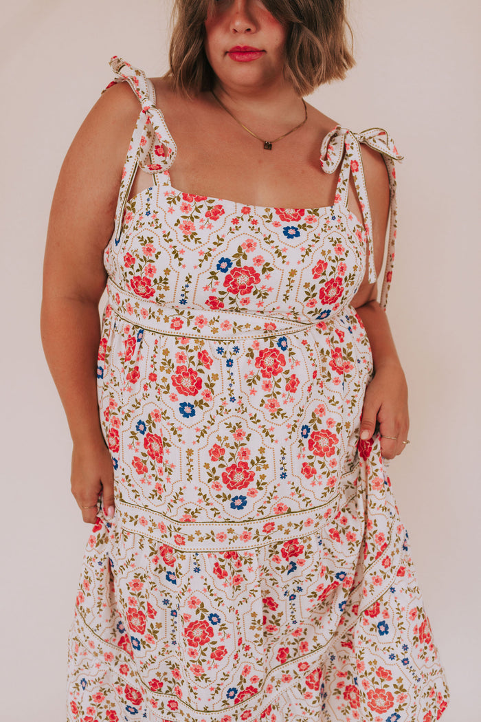 PLUS SIZE - Stroll Til Dusk Dress