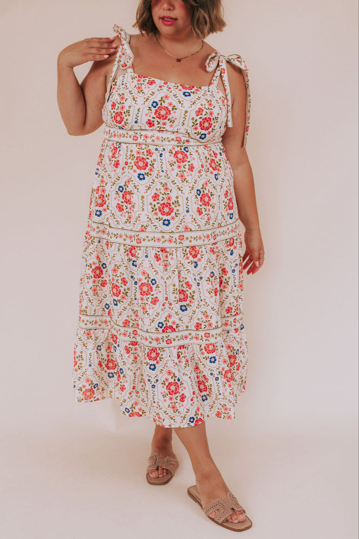 PLUS SIZE - Stroll Til Dusk Dress