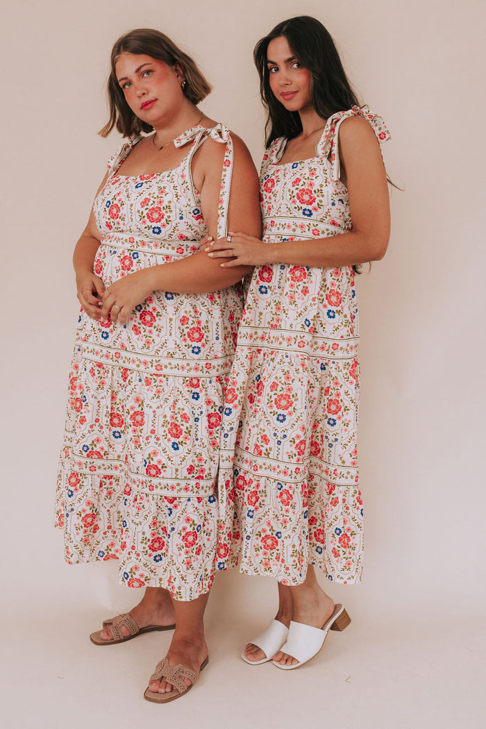 PLUS SIZE - Stroll Til Dusk Dress