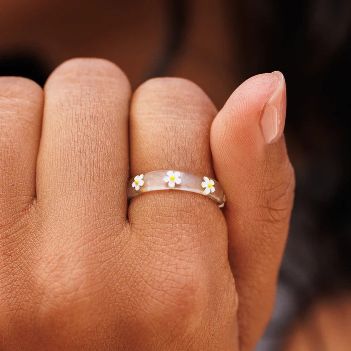 PURA VIDA - Daisy Resin Ring