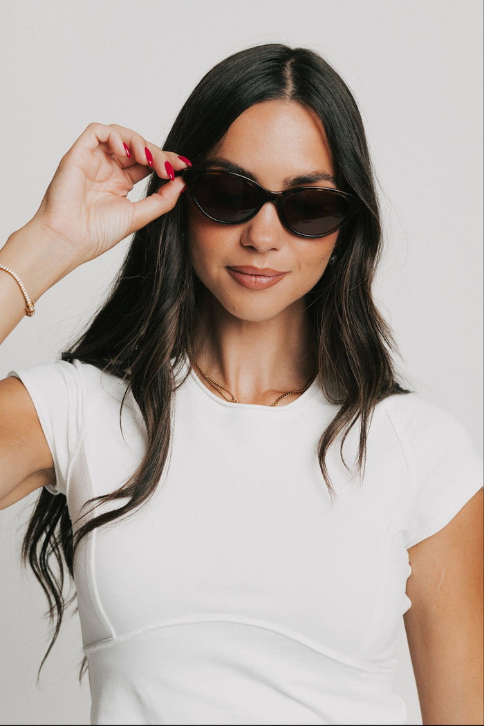 quay talk nice sunglasses model
