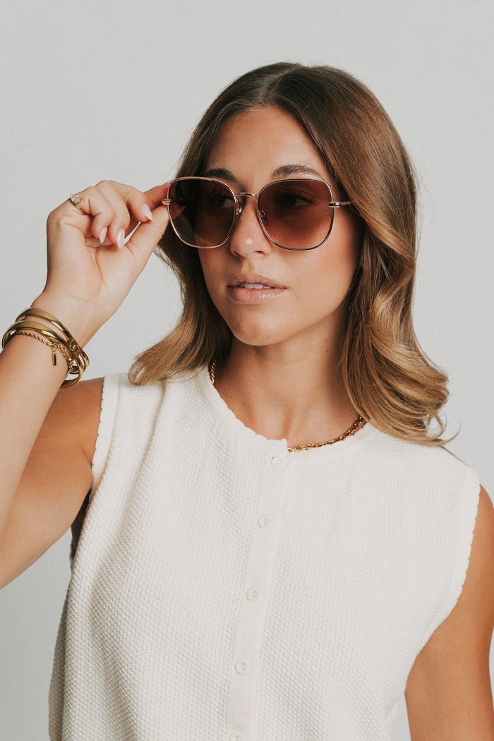 quay uptown sunglasses model