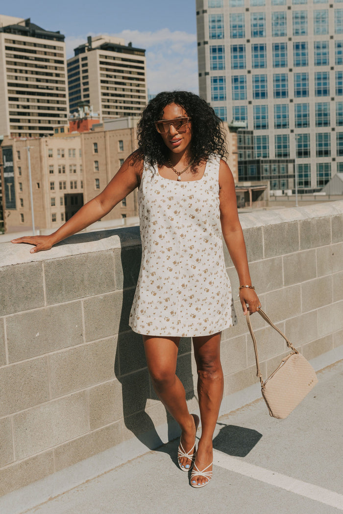 quay nightfall medium sunglasses lifestyle
