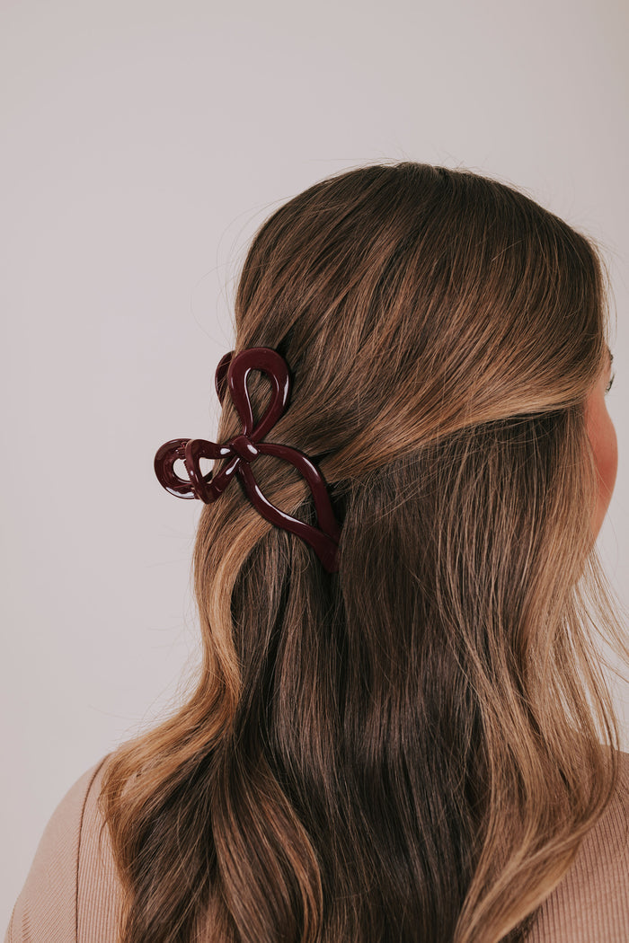 burgundy plastic bow hair clip 1