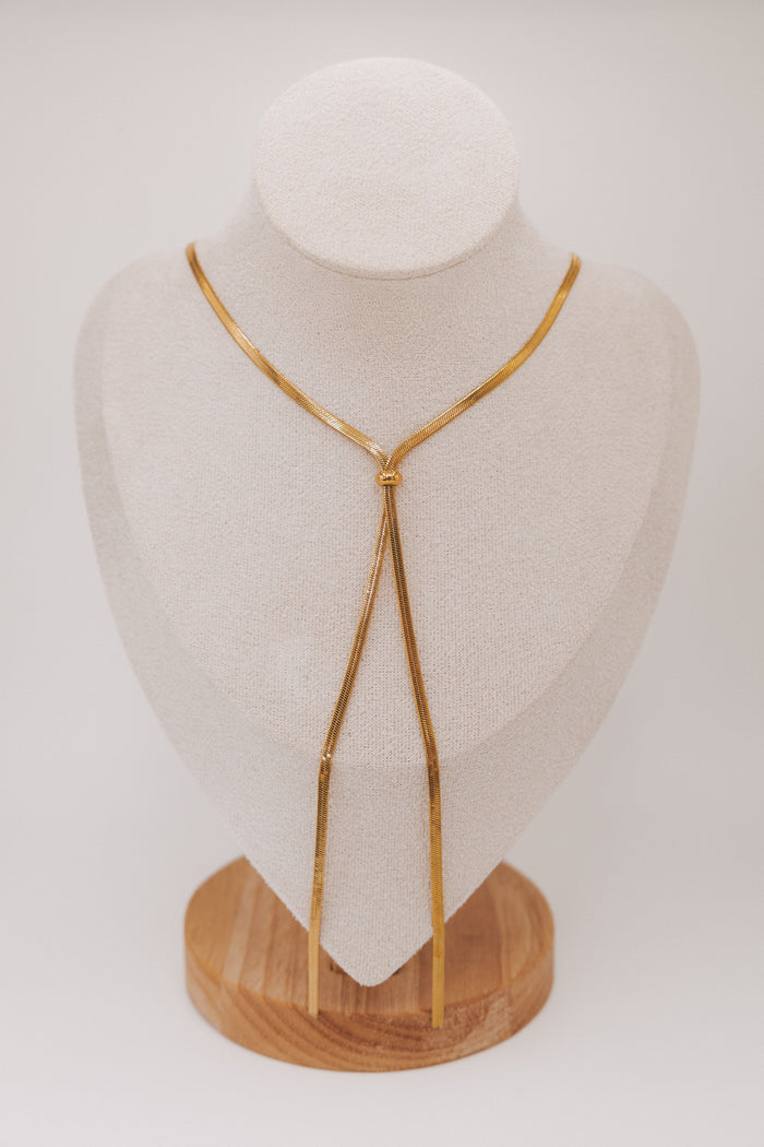 snake chain necklace with slider display