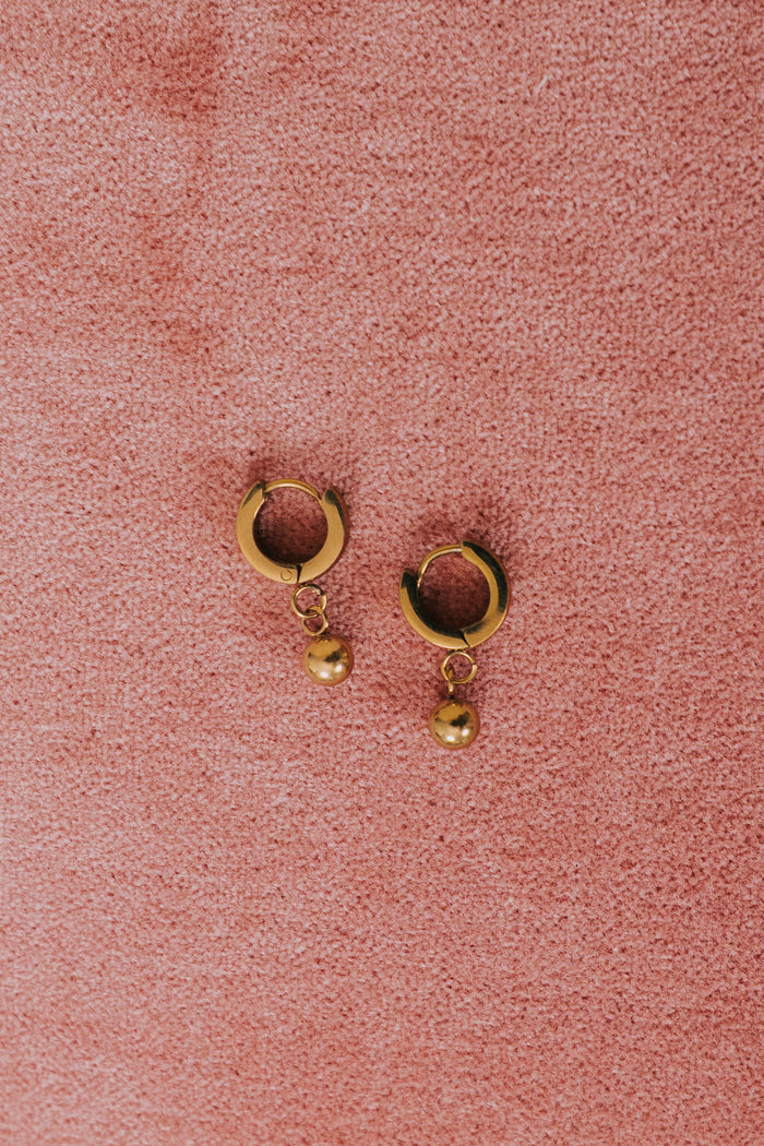 ball bead thick hoop front