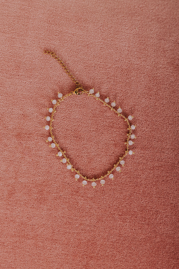 18K gold plated dainty bracelet front