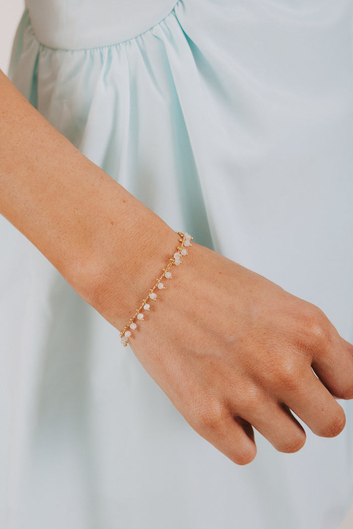 18K gold plated dainty bracelet model