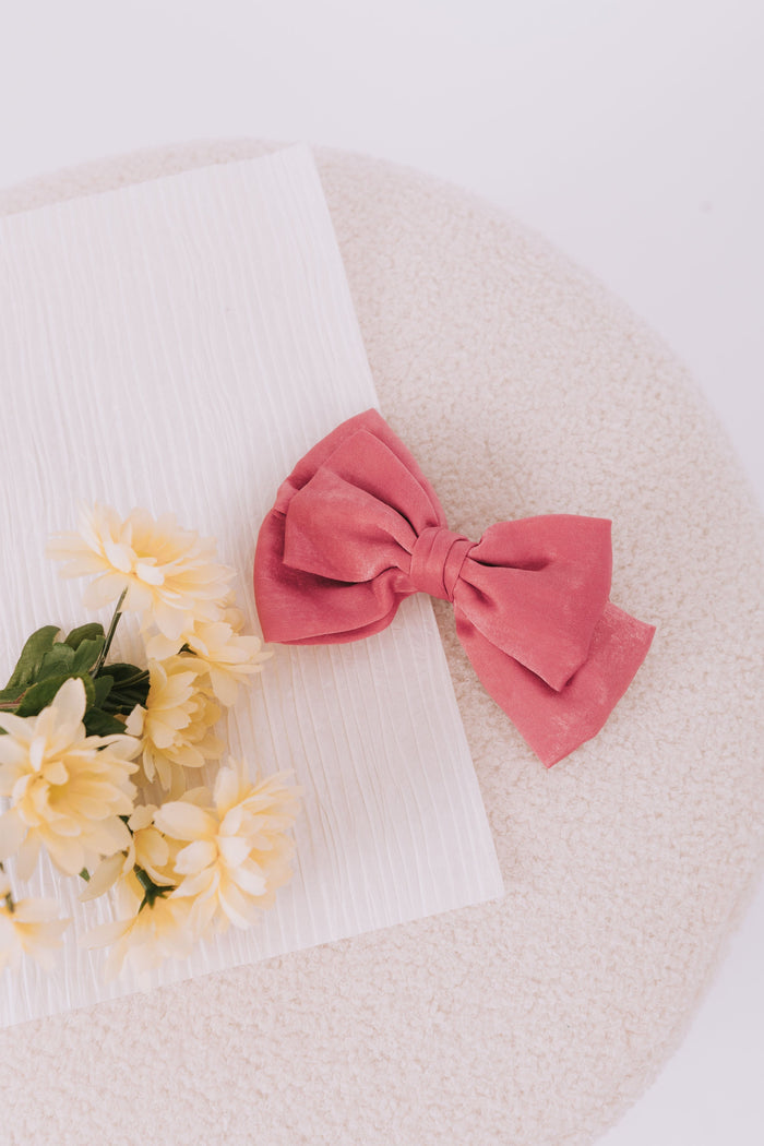 Spin Me Around Bow - 2 Colors! Magenta