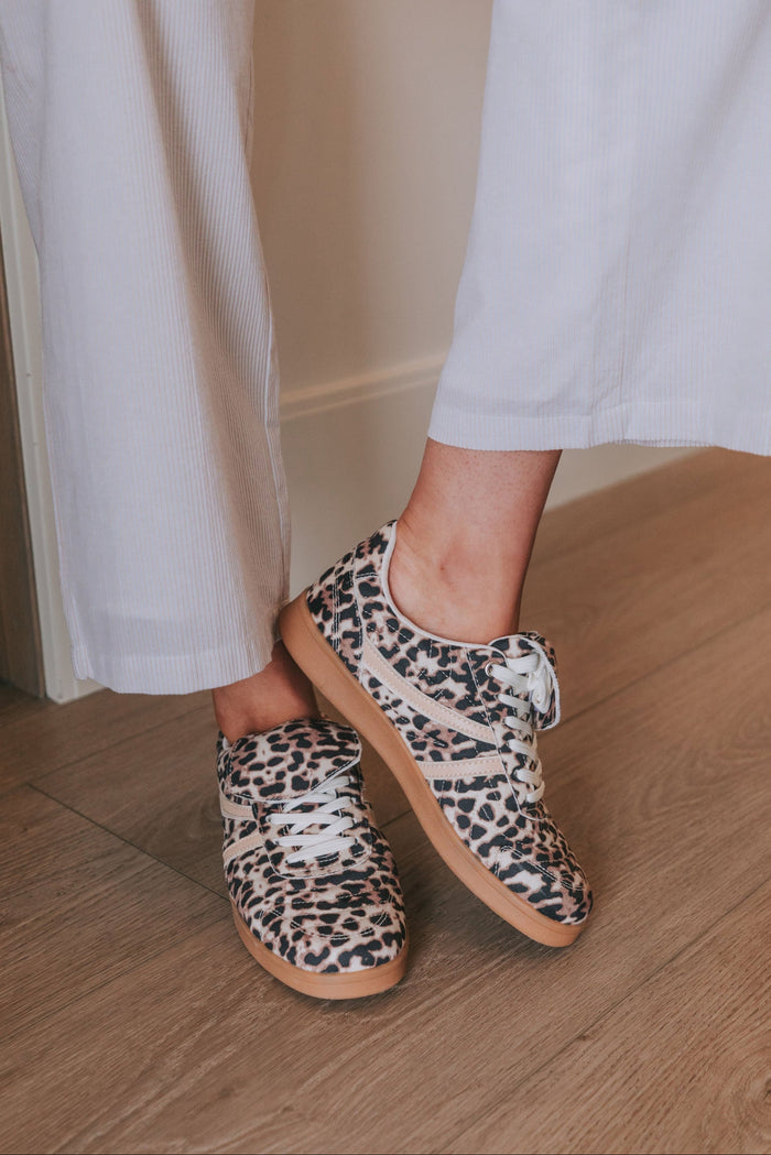 steve madden leopard print sneakers