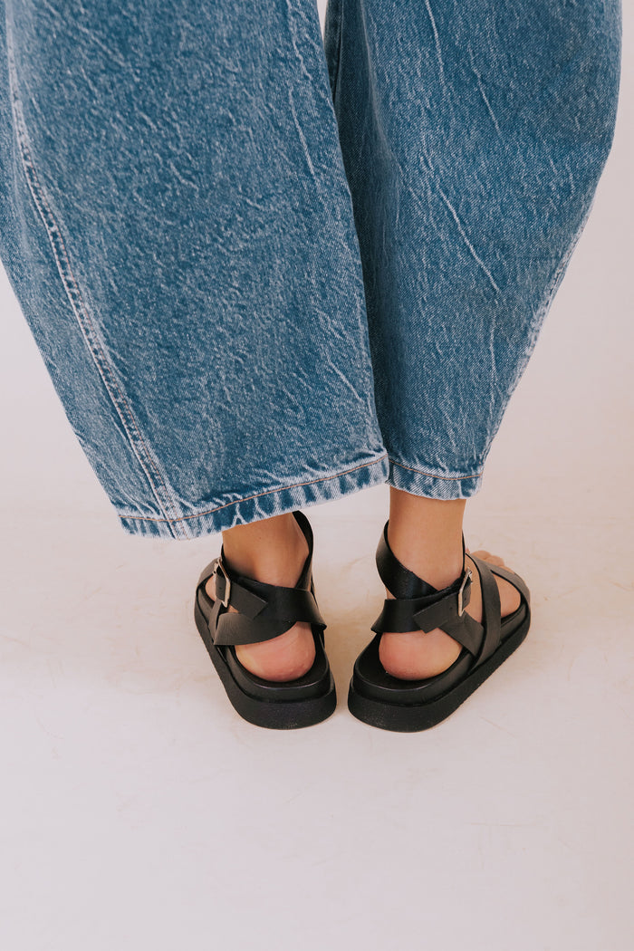 STEVE MADDEN - Mira Black Leather