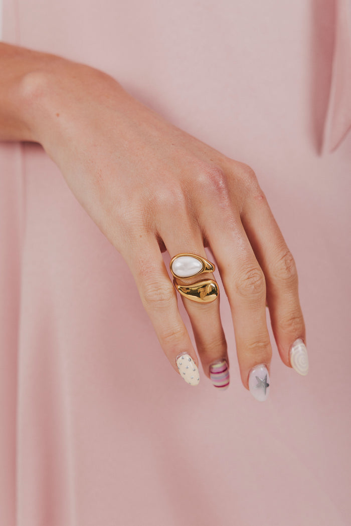 gold pearl ring model