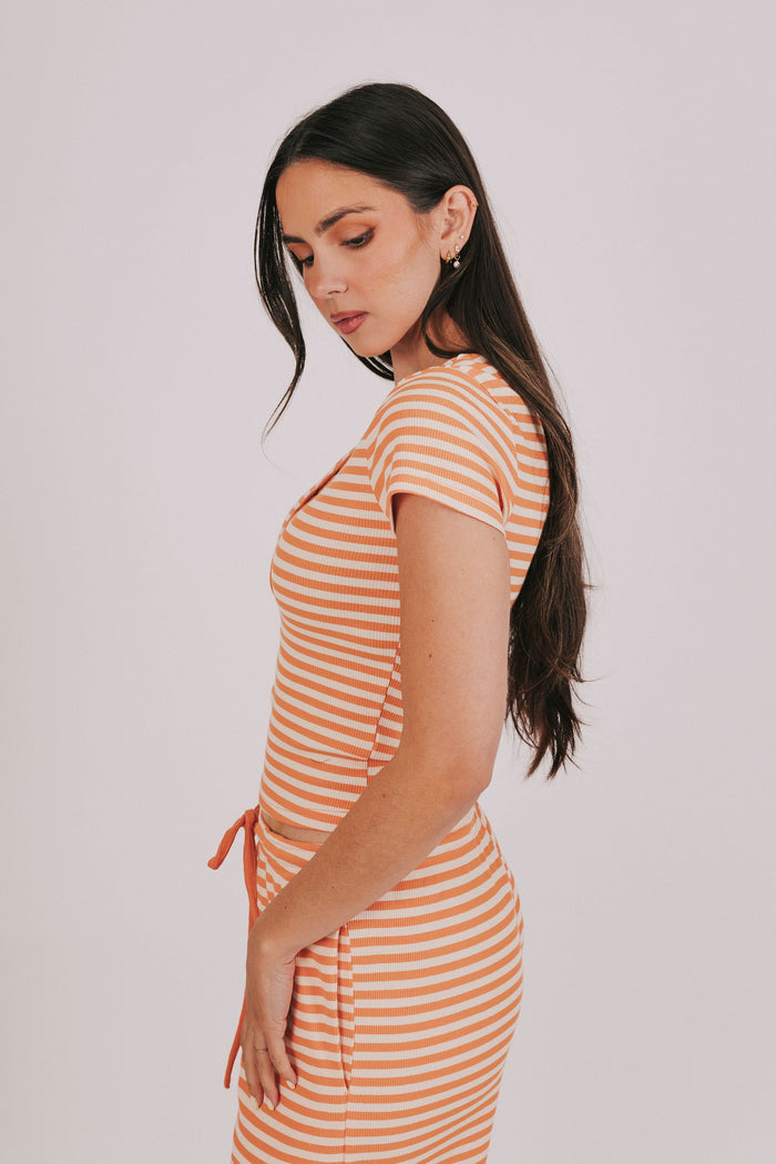 striped ribbed crop snaps orange top side