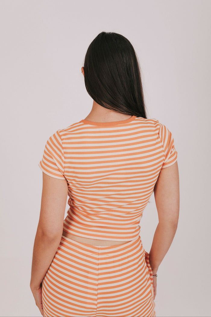striped ribbed crop snaps orange top back