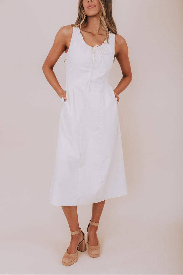 The Chateau Is Calling Dress - 2 Colors!