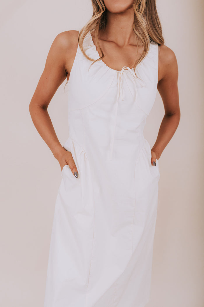 The Chateau Is Calling Dress - 2 Colors!