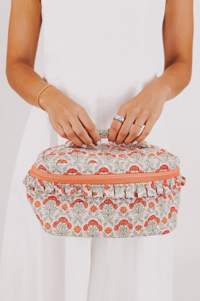 THE DARLING EFFECT - Everbloom Dusty Rose Glam & Go Quilted Cosmetic Bag